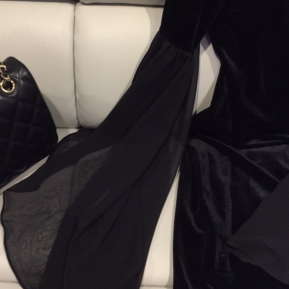Black Velvet Dress size Medium Knee Length NY&CO - Picture 5 of 6